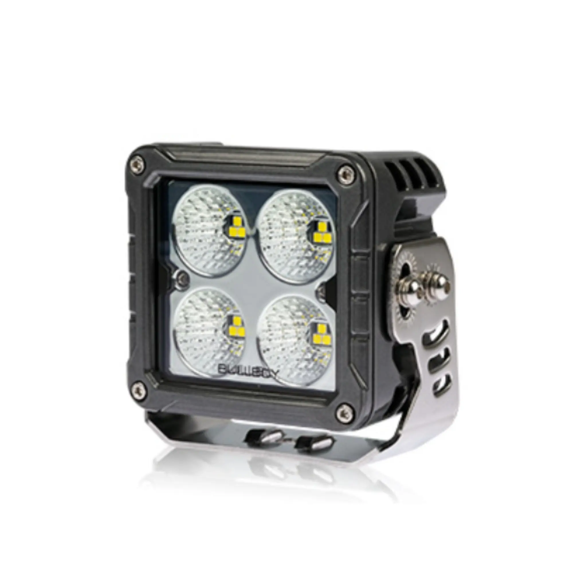 Светодиодная фара BULLBOY 60ВТ (5Х12ВТ)