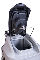 Поломоечная машина аккумуляторная с местом оператора Bennett Hussar H760b с литиевой АКБ 150 а/ч