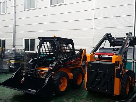 Мини-погрузчик с бортовым поворотом BAWOO M50 картинка