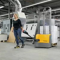 Штабелер электрический самоходный Jungheinrich EJC BA 110, h3 3300 мм, Li-Ion