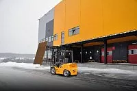 Четырехопорный электрический погрузчик JHLIFT CPD 15-38 ХE, 2500-7000 мм, с интегрированной Li-Ion батареей