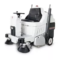 Подметальная машина аккумуляторная с местом оператора Bennett Tornado 700bd (с литиевым АКБ 210 а/ч)