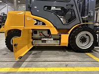 Четырехопорный электрический погрузчик JHLIFT CPD 15-38 ХE, 2500-7000 мм, с интегрированной Li-Ion батареей