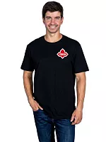 Черная футболка