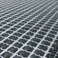 Противоскользящие решетчатые ступени, несущая полоса 30x3 мм