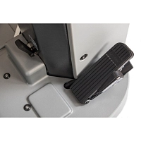 Поломоечная машина аккумуляторная с местом оператора Bennett Hussar H860b с литиевой АКБ 300 а/ч